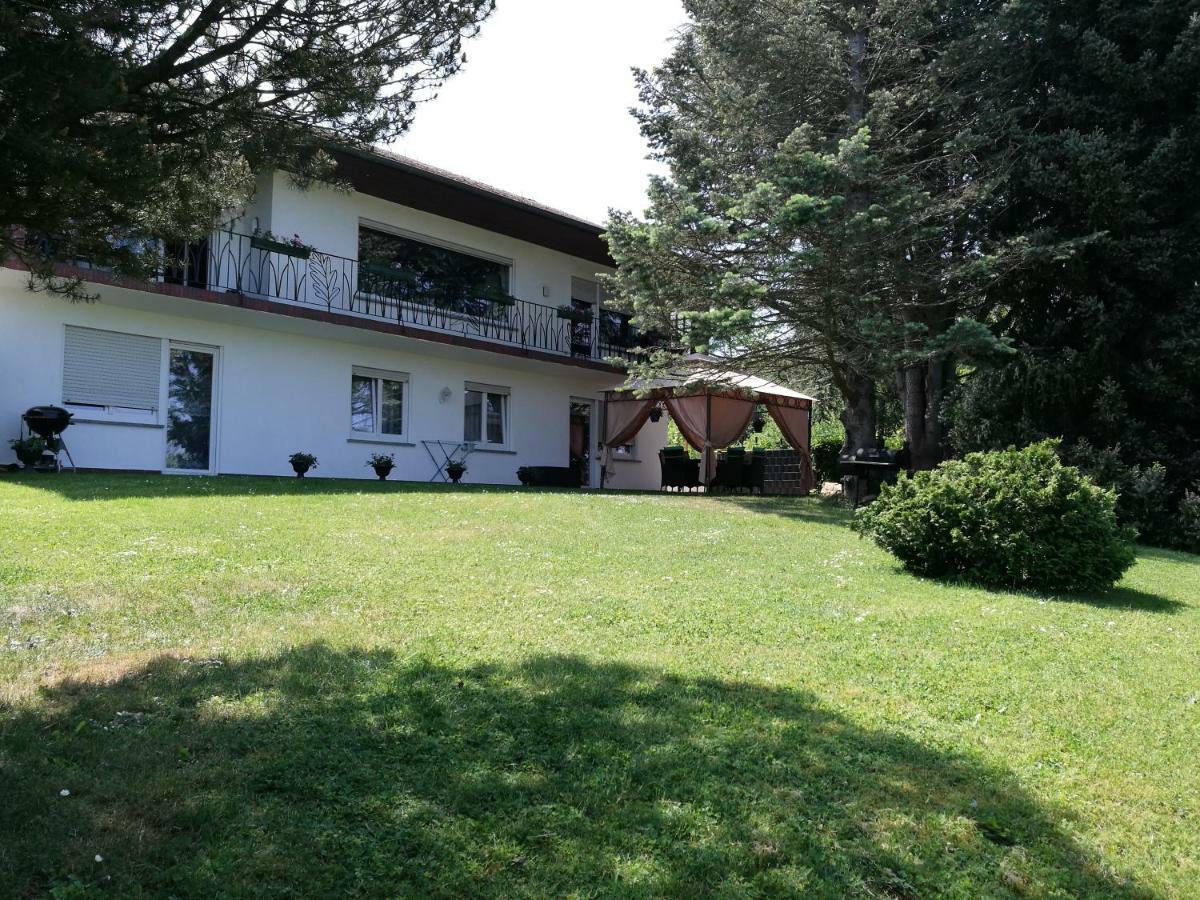 Ferienwohnung Moselblick Reil Bagian luar foto
